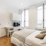 Superbe Studio a 5 mn de la TOUR EIFFEl à PIED IDEAL Touristes et professionnel moins 15pourcents sur les longs séjours