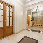 Superbe Studio a 5 mn de la TOUR EIFFEl à PIED IDEAL Touristes et professionnel moins 15pourcents sur les longs séjours